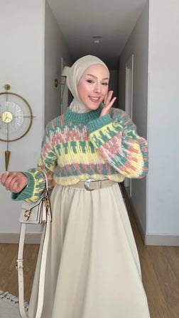 Kadın Etnik Desenli, Bisiklet Yaka, Salaş Triko Kazak - Standart Beden Açık Yeşil