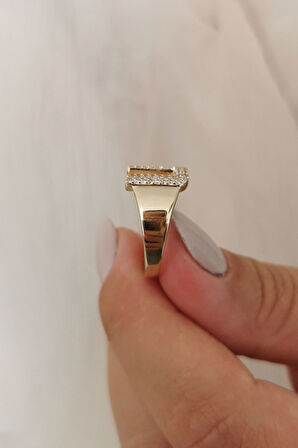 Altın Taşlı U Harf Yüzük