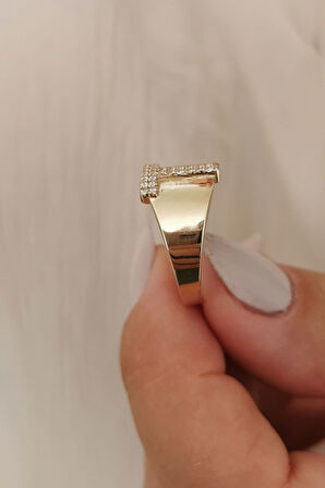 Altın Taşlı T Harf Yüzük