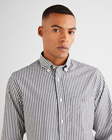 GANT Erkek Siyah Regular Fit Düğmeli Yaka Çizgili Poplin Gömlek