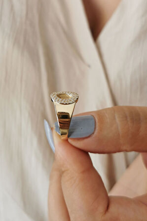 Altın Taşlı O Harfi Yüzük