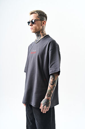 Erkek Greatest Nakışlı Oversize T-Shirt Füme