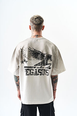 Erkek Pegasus Baskılı Oversize T-Shirt Ekru