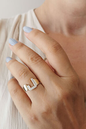 Altın Taşlı J Harfi Yüzük