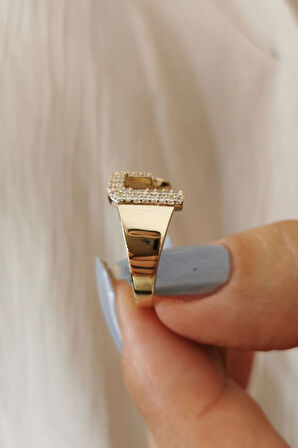 Altın Taşlı J Harfi Yüzük