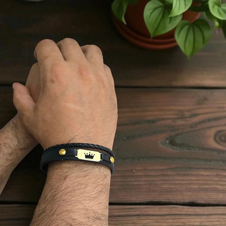 14 Ayar Altın Plakalı Krallık Tacı Temalı Oval Motifli Hakiki Siyah Derili Hediye Bileklik-563