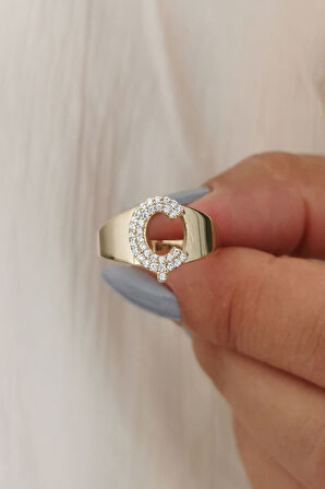 Altın Taşlı Ç Harf Yüzük