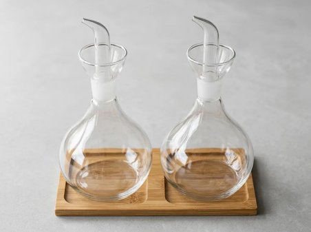 2li Düz Tombul Borosilikat Cam Yağdanlık ve Sirkelik Seti Bambu Standlı 750 ml