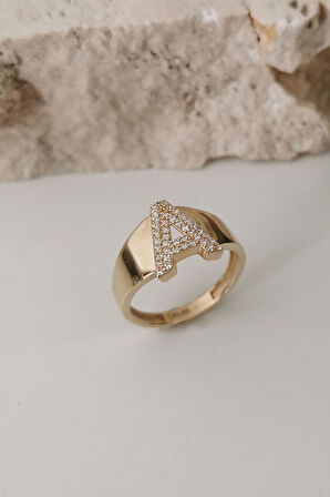 Altın Taşlı A Harf Yüzük