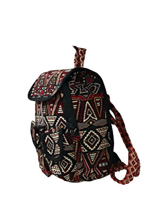Kilim Desenli El Yapımı Sırt Çantası – Etnik Tasarım, Dayanıklı ve Katlanabilir