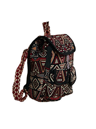 Kilim Desenli El Yapımı Sırt Çantası – Etnik Tasarım, Dayanıklı ve Katlanabilir