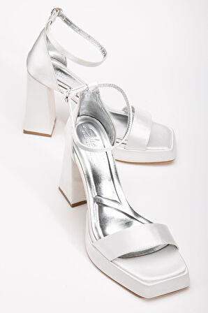 Matilda Beyaz Saten Platformlu Açık Burunlu Kalın Topuklu Ayakkabı 