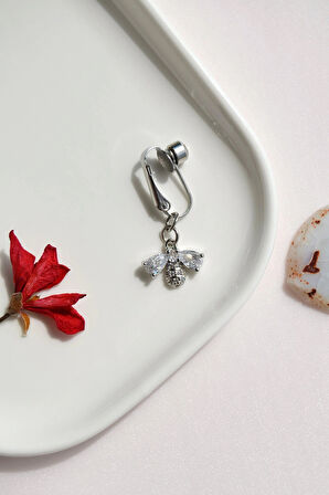 Delik Gerektirmeyen Arı Figürlü Sıkıştırmalı Göbek Piercingi Mıknatıslı