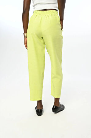 KADIN BELİ LASTİKLİ REGULAR DÜZ RENK PANTOLON