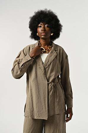 KADIN BELDEN BAĞLAMALI KIRIŞIK KUMAŞ DÜZ RENK GÖMLEK