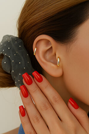 Oval Halka Gold Piercing – 6 mm | Mini Düz Model | Tragus, Daith, Forward Helix, Kıkırdak