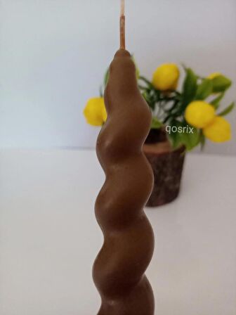 Kahverengi İtalyan Burgulu Şamdan Mumu Doğal Kokulu Uzun Çubuk Konik Burgu Spiral Mum Dekoratif 1 Adet