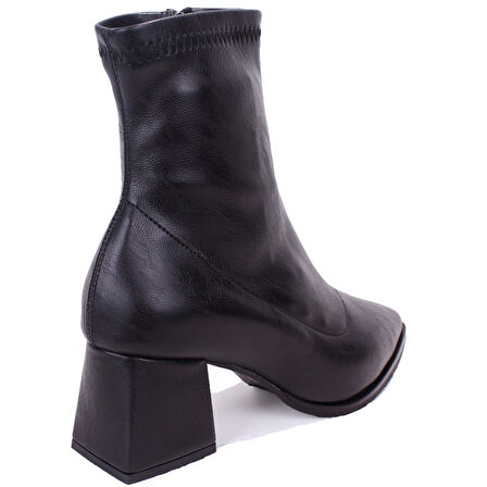 Dagoster DZA07-1277201 Siyah Klasik Topuklu Kadın Bot