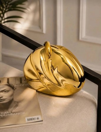 Gold Oval Akrilik Zincirli Omuz Çantası