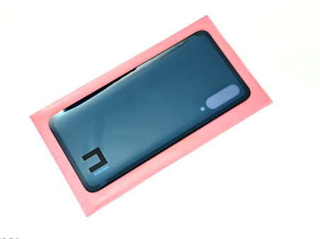 Xiaomi Mi 9 LİTE Uyumlu Arka Kapak Batarya Kapağı - BEYAZ