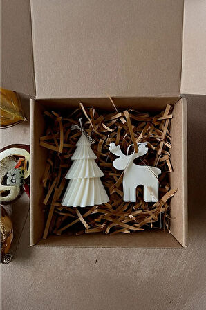 2'li Beyaz Çam Ağacı ve Geyik Figürlü Soya Mumu Seti