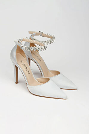 Kadın Bilekten Taşlı Saten Malzeme Topuklu Ayakkabı