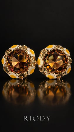 RiODY Fleur d’Ambre Gold Renkli Konyak Kristal Görünümlü Mineli Klipsli Kadın Küpe