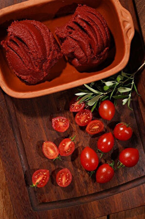 Sade Organik Domates Salçası 650 Gr