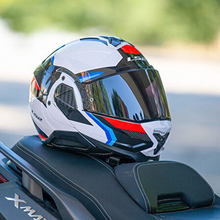 LS2 ADVANT 2 TRIPLE BEYAZ-MAVİ-KIRMIZI-SİYAH KASK