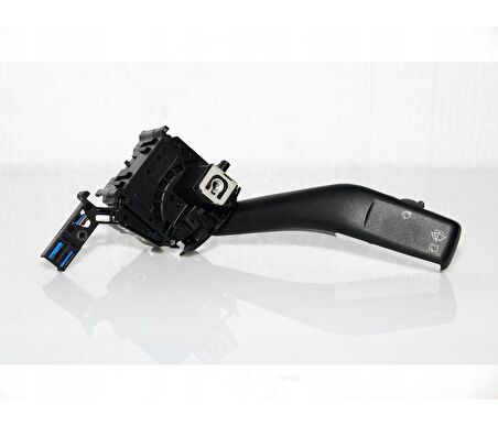 AUDI A3 HATCHBACK  SİLGİ KOLU 