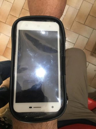 Siyah Su Geçirmez Kol Bağlantılı Lastikli Ayarlı Telefon Tutucu