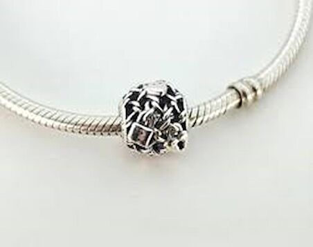 Pandora 790071C00-Kafes İşi Zincirli Kilit Charm