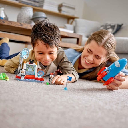 LEGO Disney 10774 Mickey Mouse and Minnie Mouse's Space