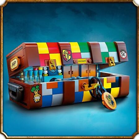 LEGO Harry Potter 76399 Hogwarts Magical Trunk