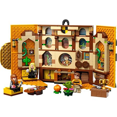 LEGO Harry Potter 76412 Hufflepuff House Banner