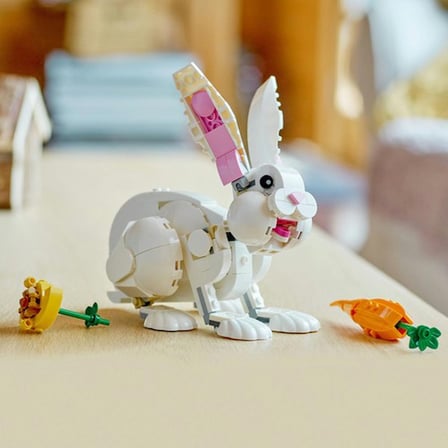 LEGO Creator 3’ü 1 Arada Beyaz Tavşan 31133 - 8 Yaş ve Üzeri Çocuklar Için Kakadu Papağanı ve Beyaz Fok Içeren Yaratıcı Oyuncak Yapım Seti (258 Parça)