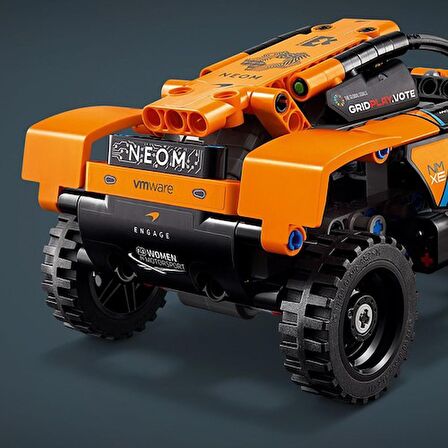 LEGO® Technic NEOM McLaren Extreme E Race Car 42166 - 7 Yaş ve Üzeri Yarış Arabası Seven Çocuklar için Koleksiyonluk Yaratıcı Oyuncak Model Yapım Seti (252 Parça)