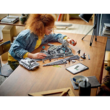 LEGO Star Wars 75394 Imperial Star Destroyer™ (1555 Parça)