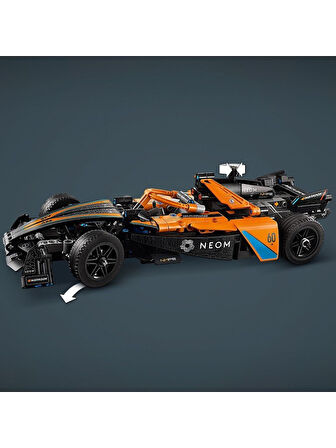 LEGO Technic Neom Mclaren Formula E Yarış Arabası 42169