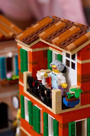LEGO 21359 İtalyan Rivierası