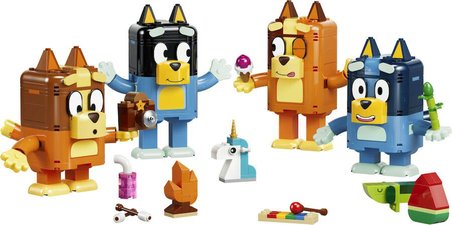 LEGO Bluey 11217 Brick-Built Bluey Family