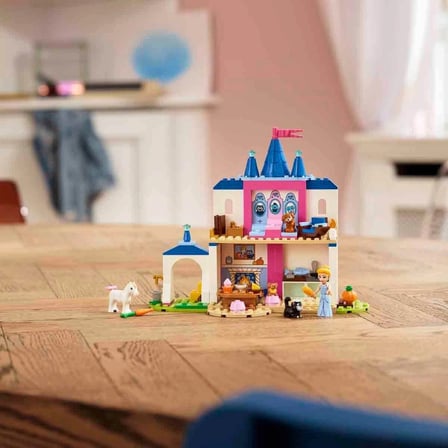 43283 Lego Disney Princess Sindirella ve Hayvan Dostları Şatosu 149 parça +4 yaş