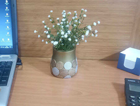 2 ADET VAZO DAHİL,VAZODA ÇİÇEK,BEYAZ YAPAY ÇİÇEK,VAZO DEKORATİF ALTIN PUANLI POLİRESİN 9X9X15CM