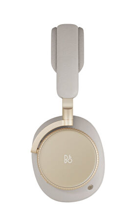 Bang & Olufsen Beoplay H100 Kablosuz Kulak Üstü 40 mm Titanyum Sürücü, Uyarlanabilir (ANC), Dolby Atmos & Spatial Audio Desteği, 32 Saat Pil Ömrü, IP53 Suya ve Toza Dayanıklı, EarSense™ Teknolojisi, Kablosuz Kulak Üstü Kulaklık – Kum Beji