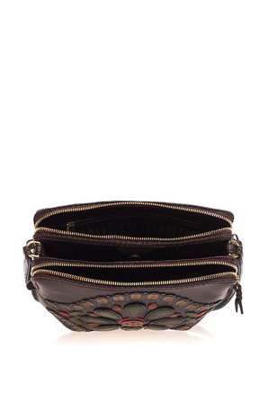 Gön Handmade Kadın Çapraz Askılı Çanta