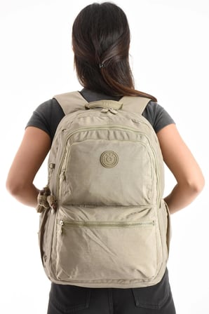 Unisex Suya Dayanıklı Ultra Hafif Çok Bölmeli Büyük Boy Sırt Çantası(Su Geçirmez, Notebook, Laptop)