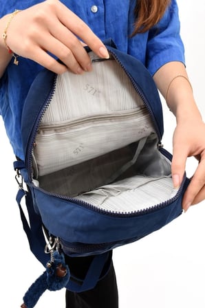 Unisex Su Geçirmez Çok Gözlü Lacivert Renk Çapraz Askılı Göğüs ve Sırt Çantası