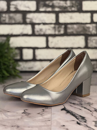 Ghattix B01 Stiletto Topuklu Zarif Şık Kadın Ayakkabı