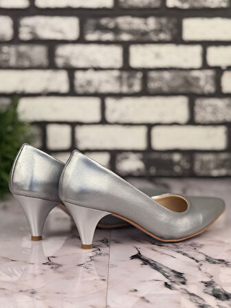 Ghattix B03 Stiletto Topuklu Zarif Şık Kadın Ayakkabı