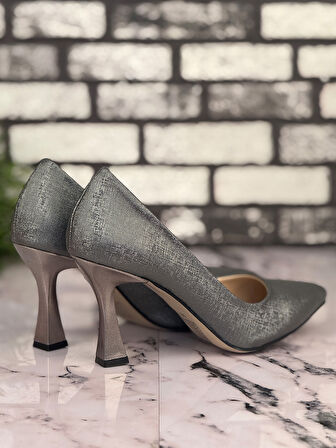 Ghattix B09 Stiletto Topuklu Zarif Şık Kadın Ayakkabı